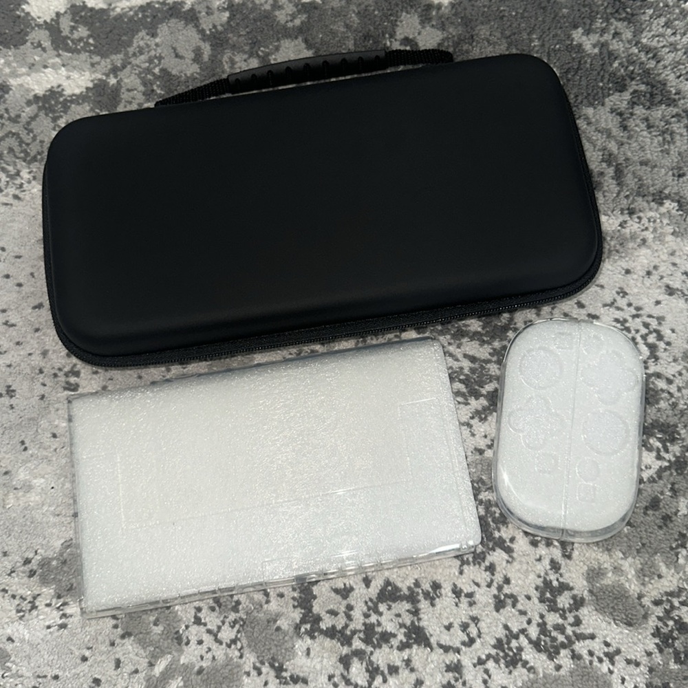 Nintendo Switch 2 Black Hard Shell Carrying Case nwot